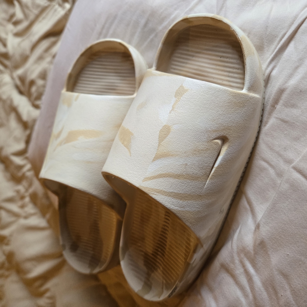 Nike Beige Slide Sandals